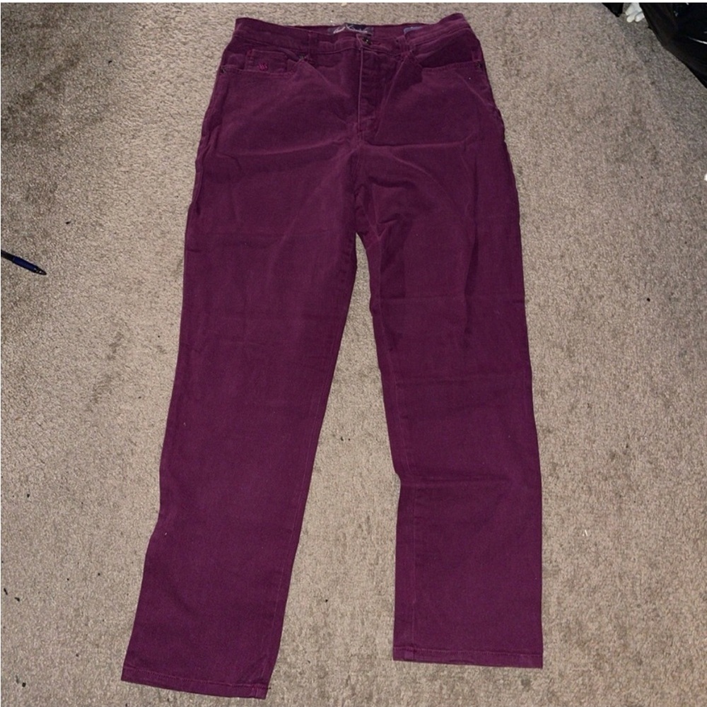 GLORIA VANDERBILT 12 purple